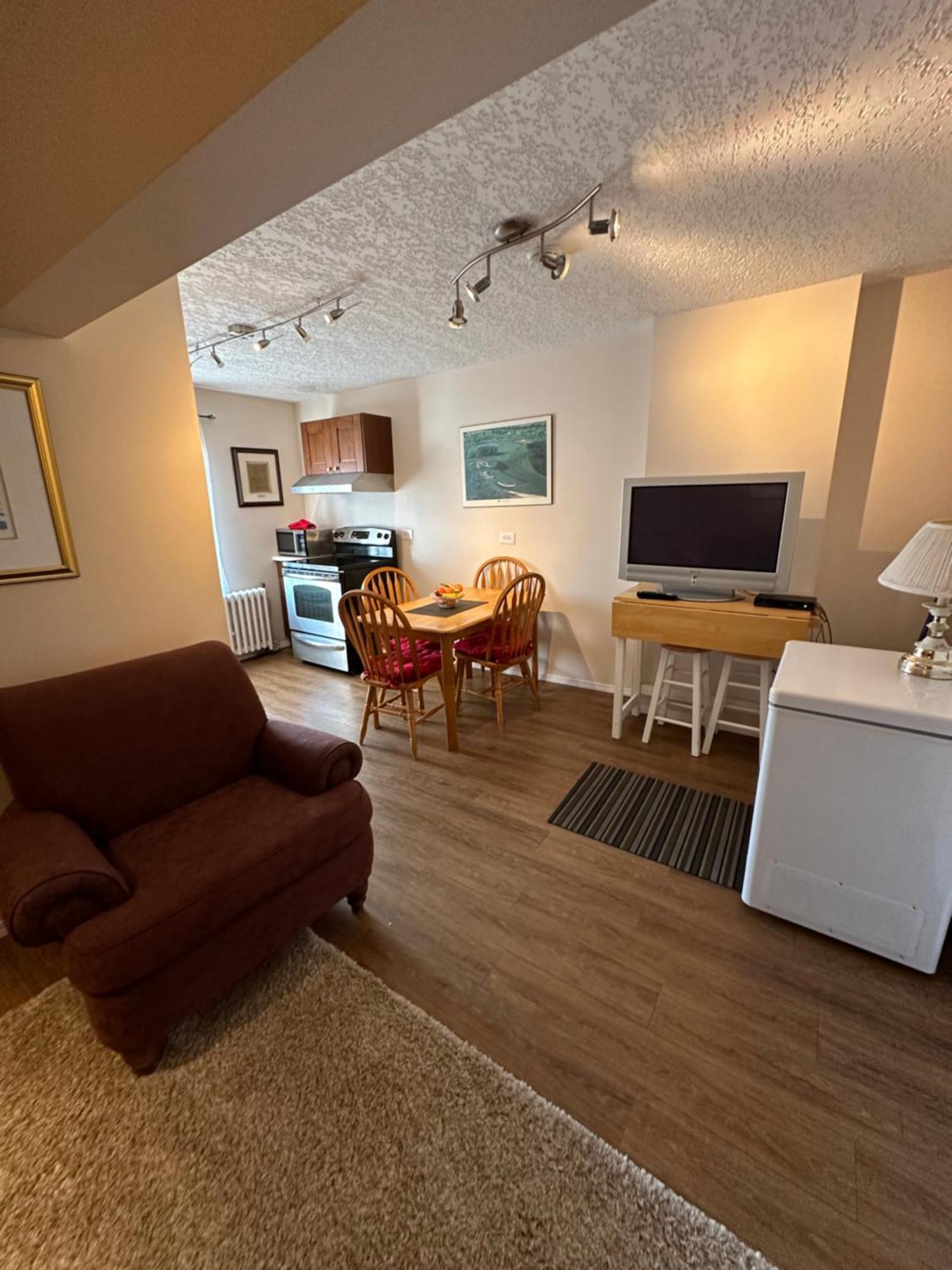 Burns Lake Bed And Breakfast Esterno foto